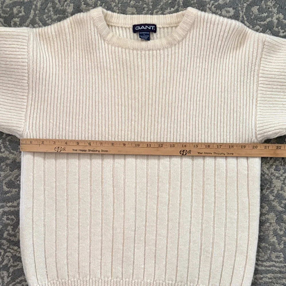 Gant 💯 Wool Ribbed Crewneck Sweater
